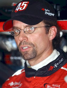 face45.jpg (23285 bytes)