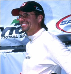 smile.jpg (18924 bytes)